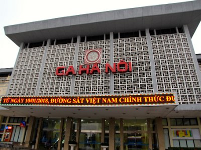 Jan 28 - Hanoi To Vinh Train - VinPearl Villa